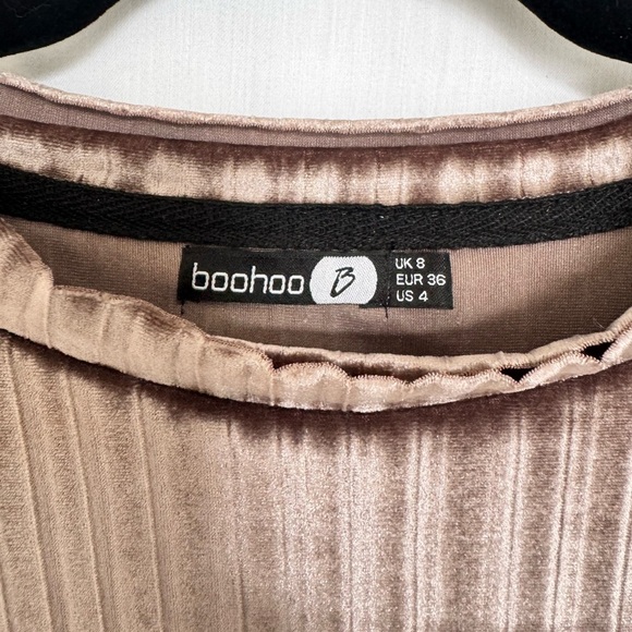 BOOHOO GRAY OVERSIZED PLEATED VELVET DIP BACK TUNIC IN SIZE 4 - Picture 5 of 5